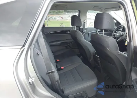 2017 Kia Sorento 2.4L Lx z USA, uszkodzony, nr VIN 5XYPG4A37HG323848